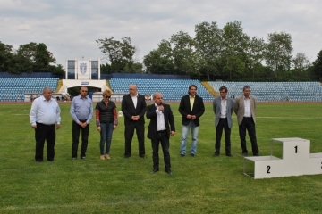 Кметът Стоилов и министър Кралев откриха третото издание на турнир „Младост“ в Русе