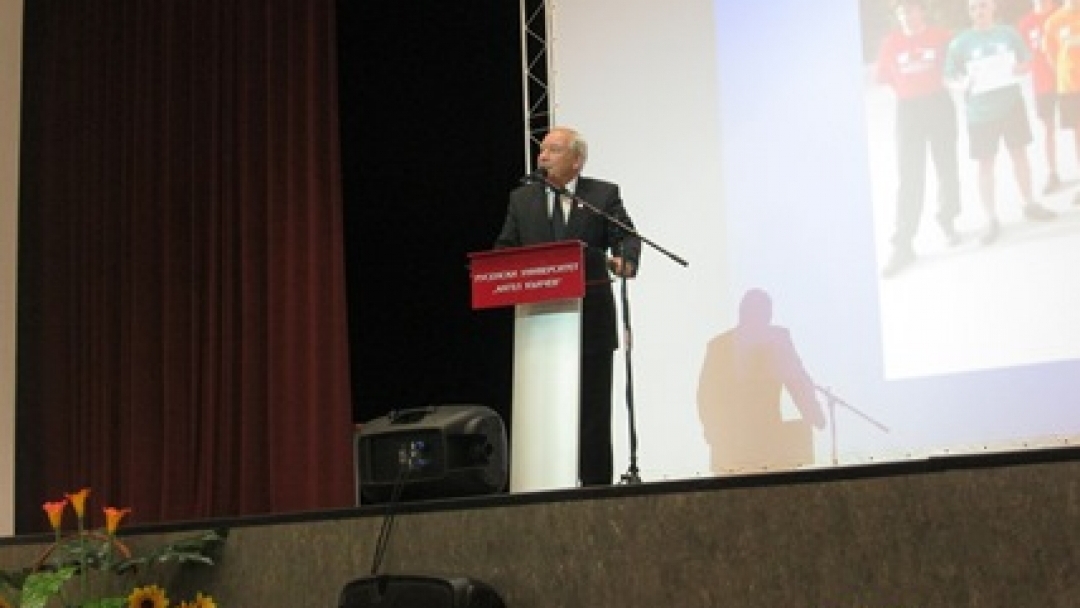 Наталия Кръстева присъства на връчването на дипломи в Русенския университет