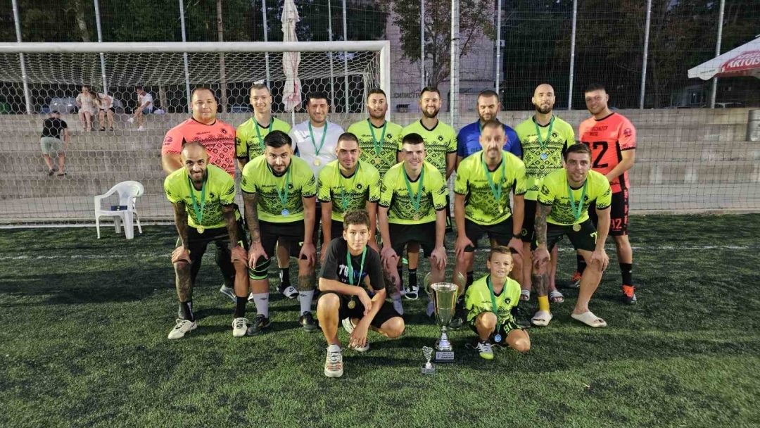„Мечките“ триумфираха на турнира по минифутбол за Купата на Община Русе 2025