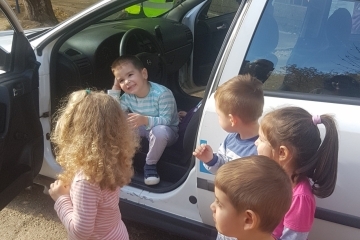 Празник по безопасно движение "Приятели на пътя"