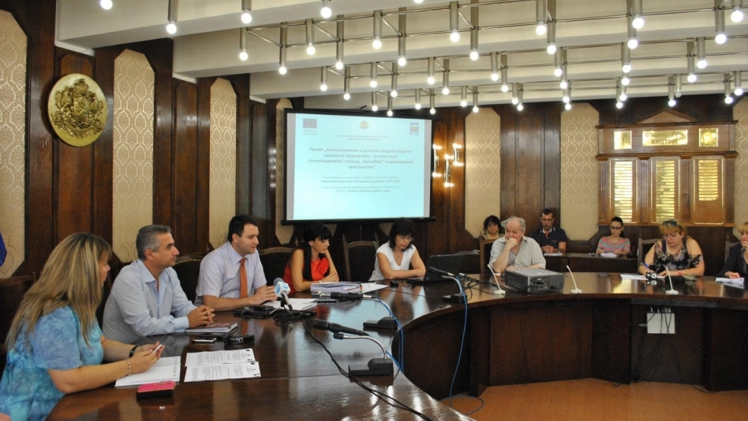 Община Русе представи проект „Благоустрояване и достъпна градска среда на централна градска зона – участък от ул. „Александровска“, площад  „Батенберг“ и прилежащите пространства” 