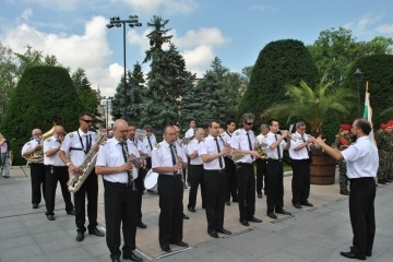 Русе отбеляза Деня на Ботев