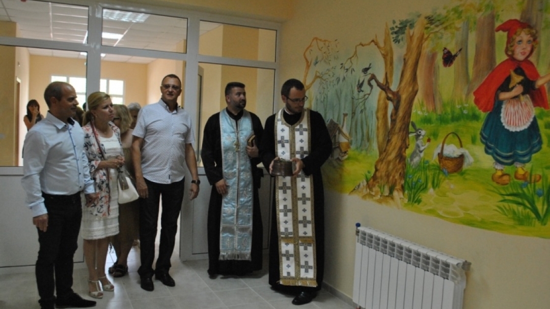 Филиал „СВЕТИЛНИК“ на детска градина „Червената шапчица“ беше открит днес в квартал „Чародейка-юг“