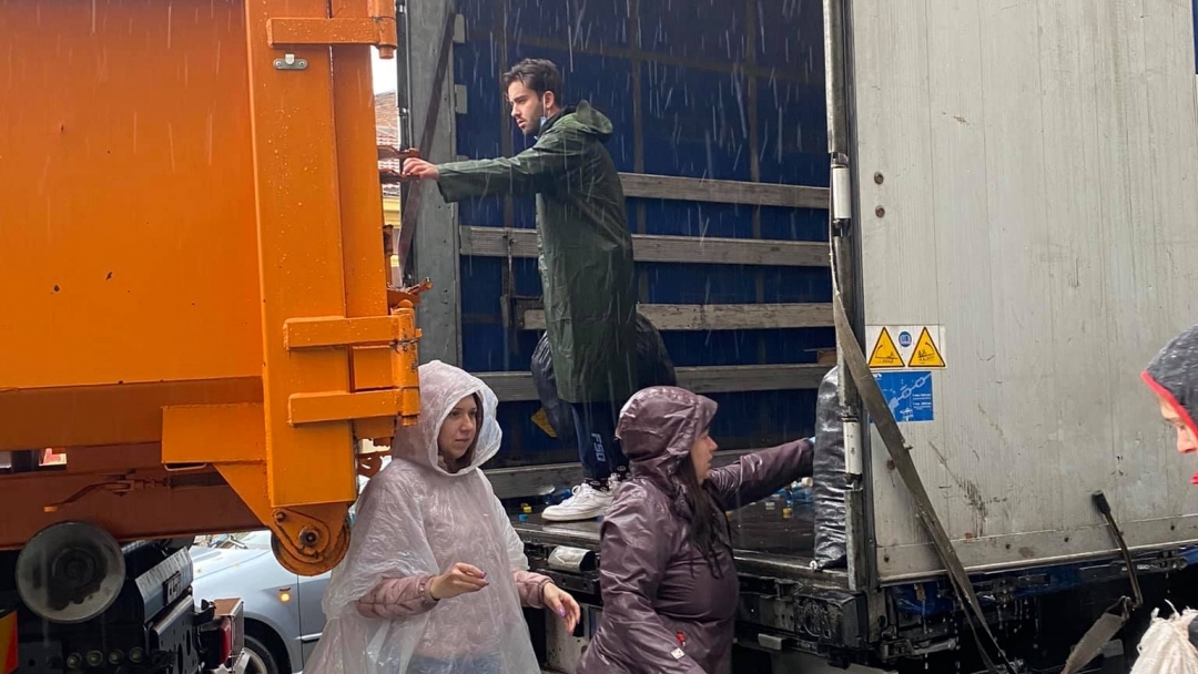 1200 кг капачки събраха русенци в подкрепа на кампанията „Капачки за бъдеще“