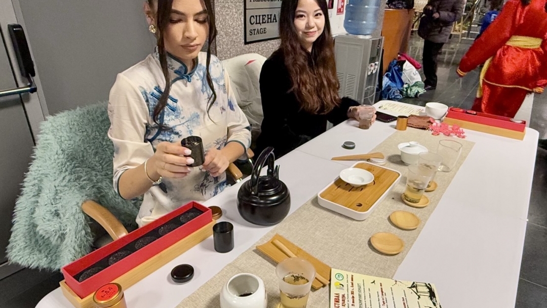 Деветият фестивал на китайската култура в Русе разкри красотата на източните традиции