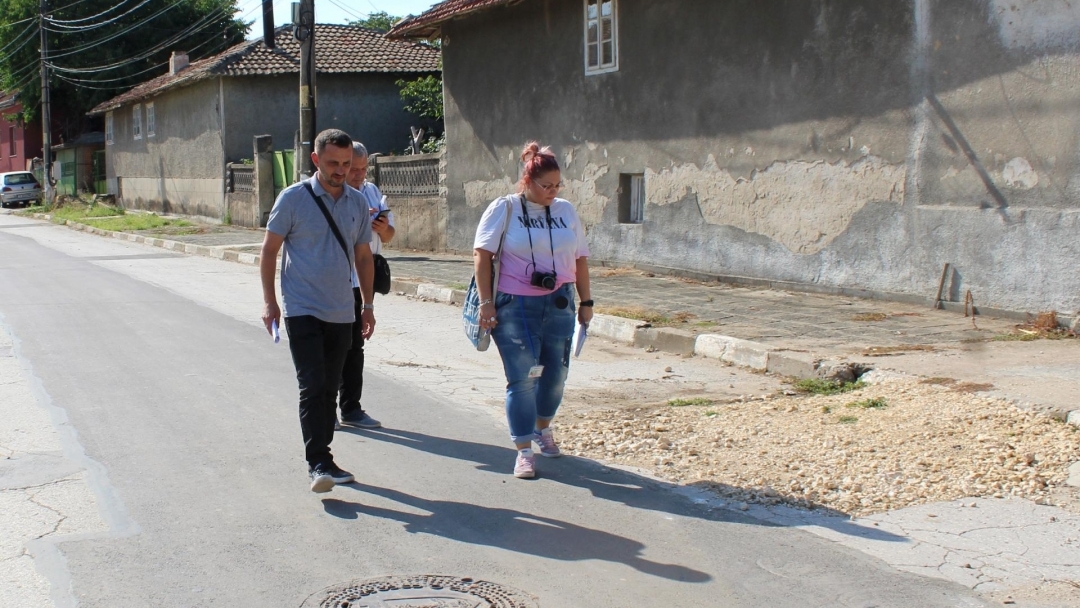 Община Русе с предписания към ВиК след инспекция на първите асфалтирани улици в Средна кула и Долапите