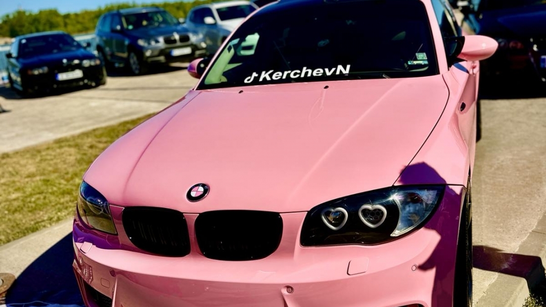 Кметът Пенчо Милков и „БМВ Тийм Русе“ дадоха начало на автомобилния сезон