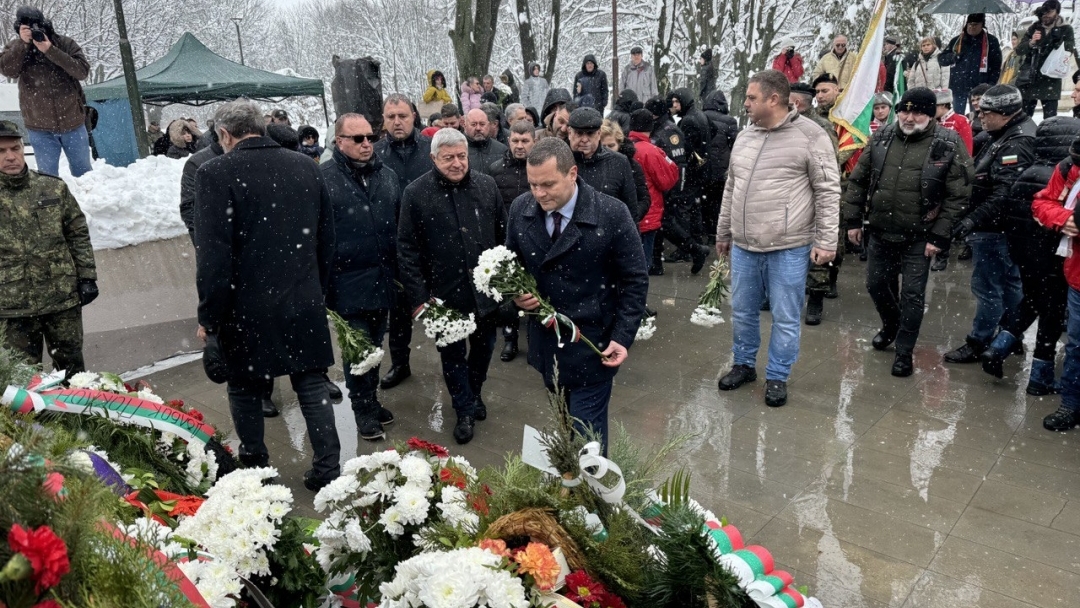 Русе отбеляза 153 години от гибелта на Апостола на свободата