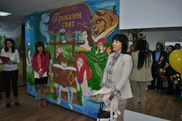 Г-жа Ирена Петрова поздрави ръководството на новооткрития детски център „Стаси“ и „Дом Монтесори“ в Русе