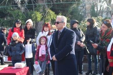 Традиционно русенско коледуване в центъра на Русе