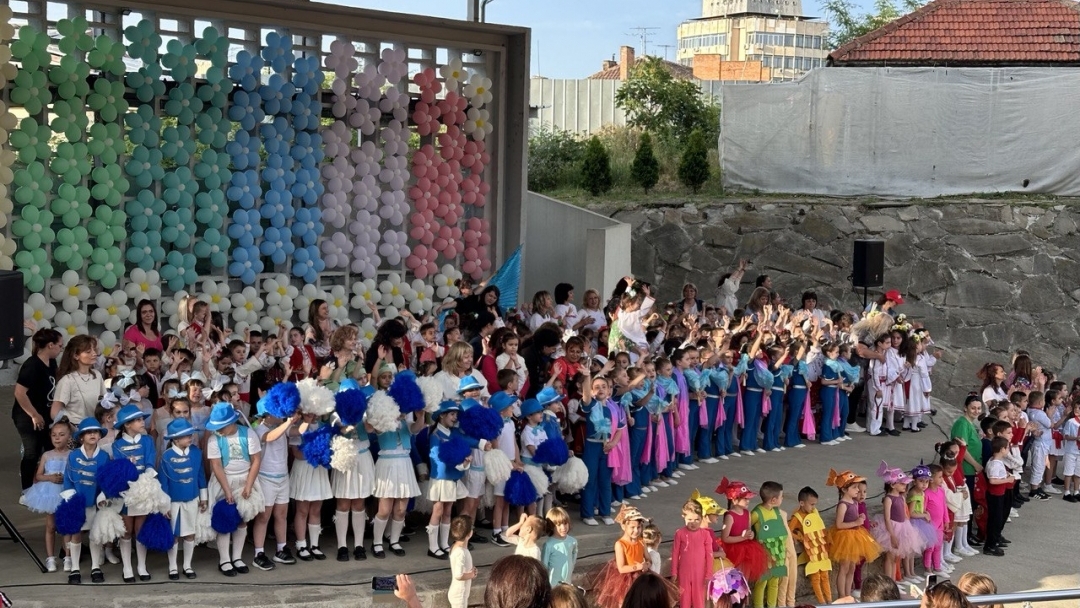 Годишният концерт на детските градини премина под наслов „Полетът на детските мечти“