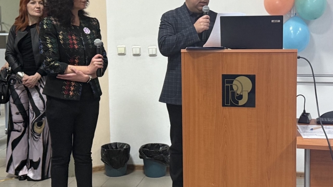 70 зрелостници търсят как изкуственият интелект може да спаси гайдарските традиции