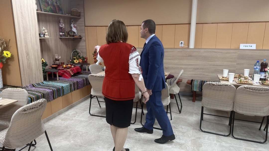 Новото помещение на Пенсионерски клуб „Калина“ бе открито от кмета Пенчо Милков