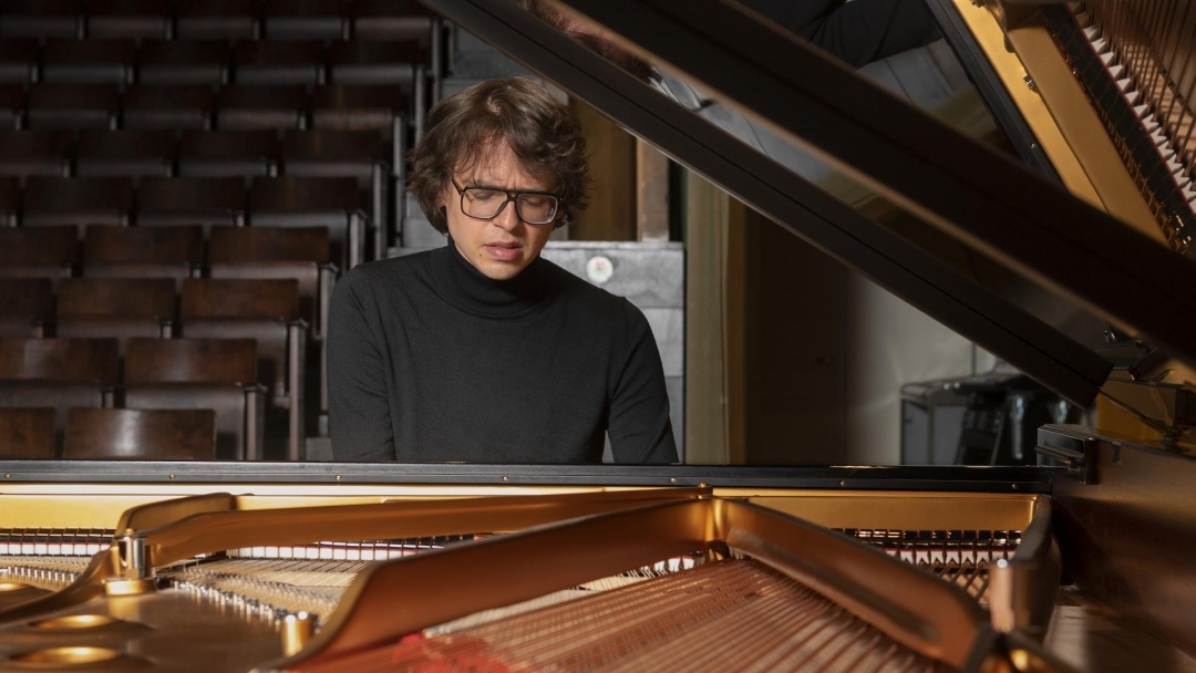 Красимира Стоянова, Люка Дебарг и Русенският фестивален оркестър откриват 65-ите „Мартенски музикални дни” в Русе