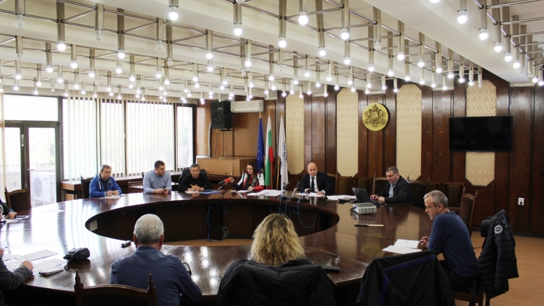 Кметът Пламен Стоилов проведе консултации за назначаване на секционни избирателни комисии