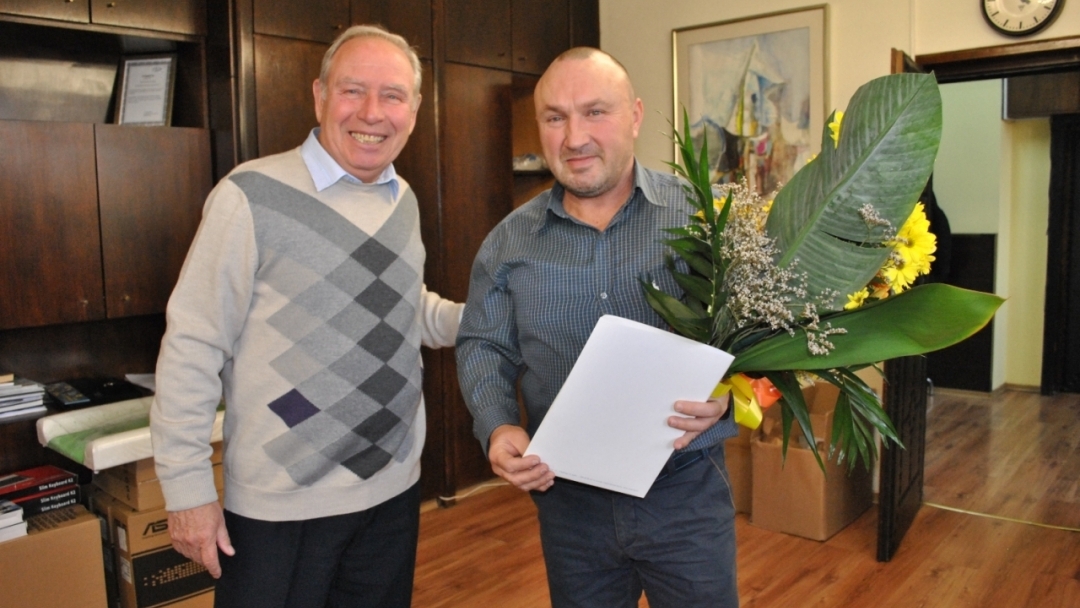 Двама общински директори празнуват рожден ден днес