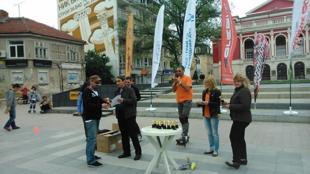 Русе събра любители на ролер спорта от България и Румъния