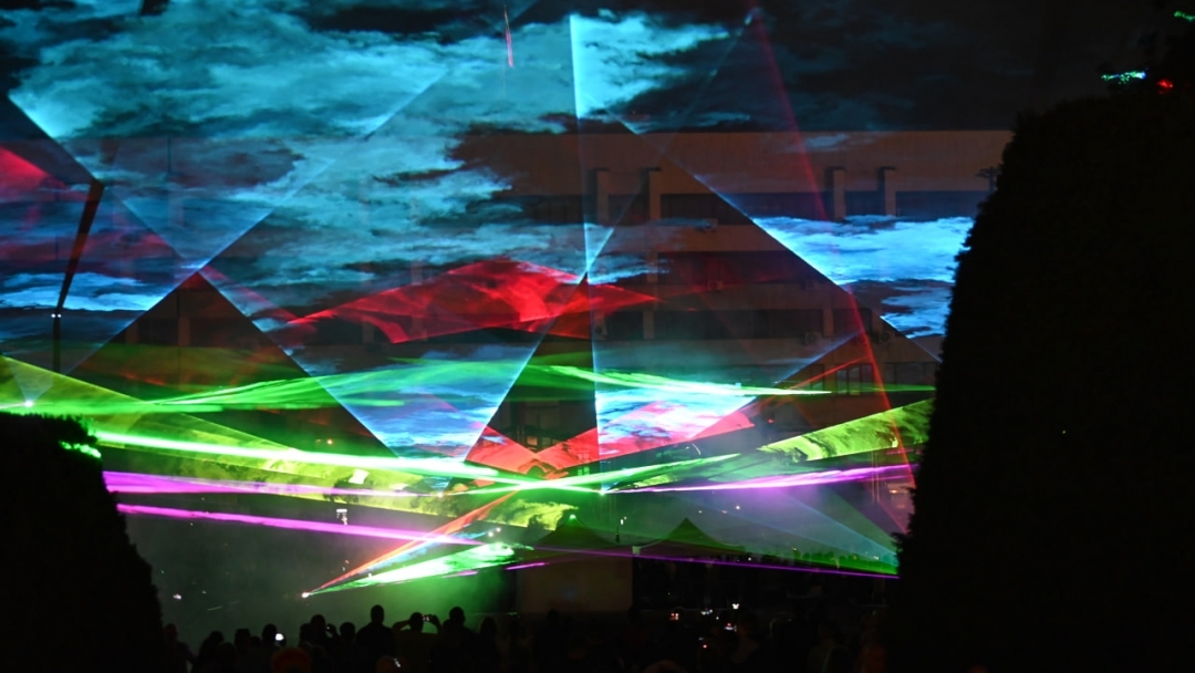 Михаела Филева, „Deep Zone Project“ и сладки изненади очакват русенци на Празника на торта „Гараш“