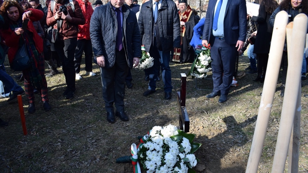 Първа копка за изграждане на паметник на Васил Левски в Русе беше направена днес