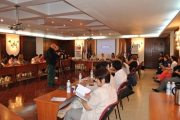 Управлението на дневните центрове коментираха днес в Русе експерти от пет области