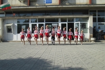 Гергьовденско хоро се изви в град Мартен 