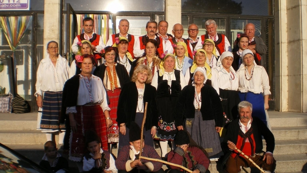 3 медала от фестивала в Борово за самодейците от Средна Кула