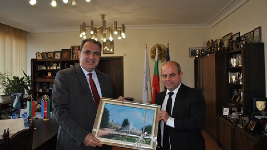 Пламен Стоилов се срещна с посланика на Азербайджан 