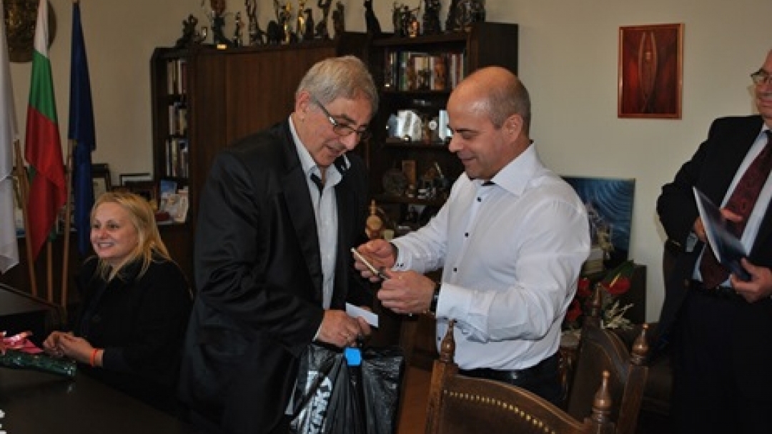 Кметът се среща с Тони Димитрова и журито на конкурса „Северно Сияние“