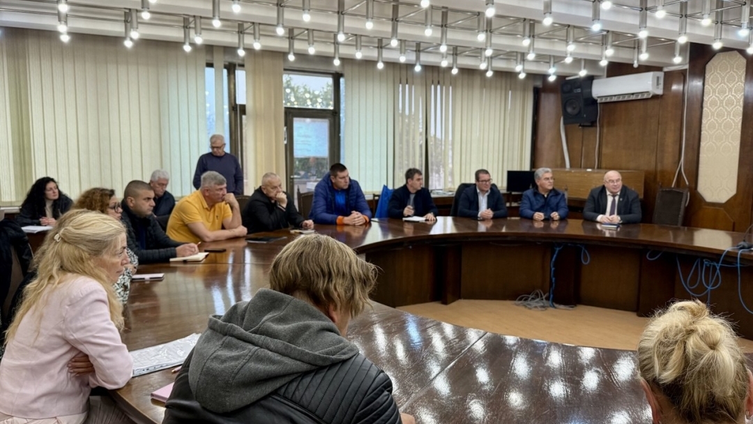 Община Русе мобилизира всички ресурси за справяне с последствията от проливния дъжд