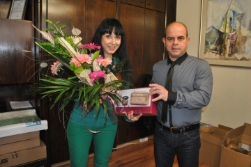 Двама общински директори празнуват рожден ден днес