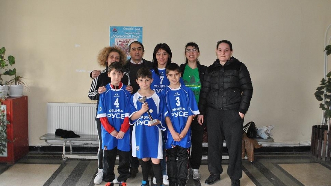 Девойки от 7 русенски училища мериха сили във футболен турнир