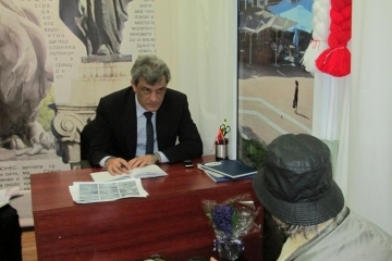 Русенци се срещнаха със заместник-кмета Свилен Иванов на организирана от вестник „Бряг“ приемна