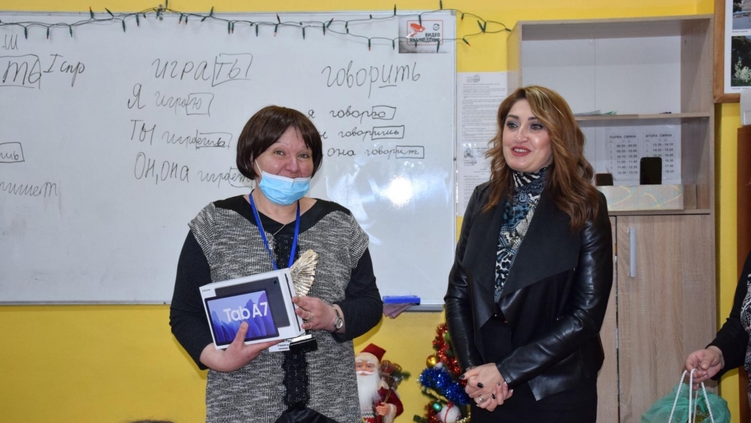 Русенски учители получиха награди „Посланик на свободния дух в моето училище“ 