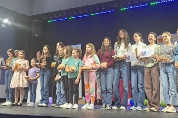 Вокална школа „Приста войс“ с награди от международен конкурс в Румъния