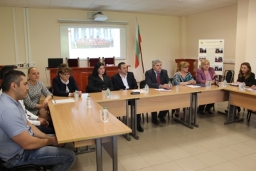 Заместник-кметът Наталия Кръстева се срещна със студенти от Русенски университет "Ангел Кънчев"