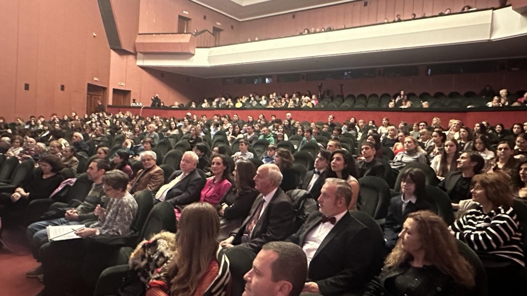 Кметът Пенчо Милков награди лауреати на Международния конкурс „Франц Шуберт“