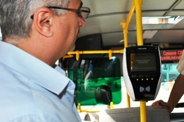 От днес електронното таксуване в градския транспорт на Русе вече е факт 