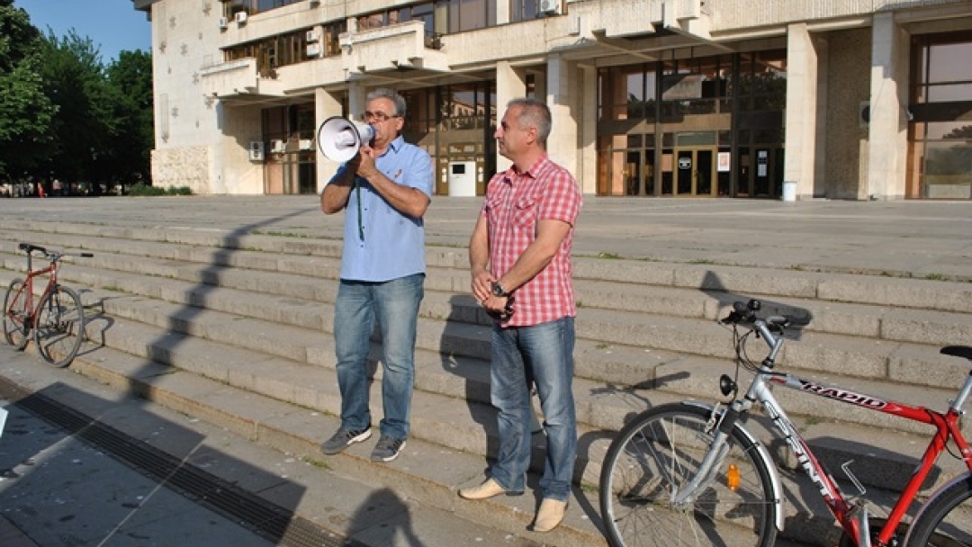 Зам.-кметът Димитър Наков откри голямото майско велосипедно шествие