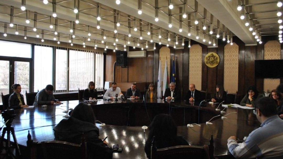 Над 550 жители на Община Русе получават топла храна всеки ден от Домашния социален патронаж