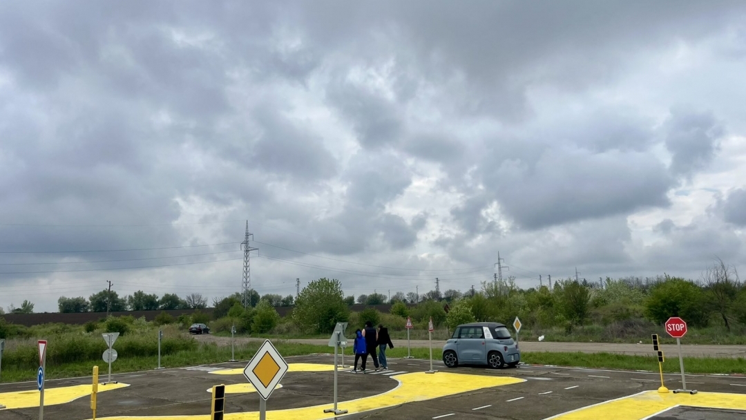 Русенският университет изгради площадка за обучение по пътна безопасност