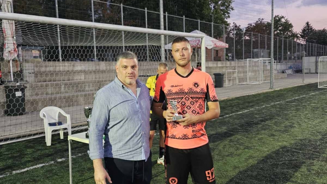 „Мечките“ триумфираха на турнира по минифутбол за Купата на Община Русе 2025