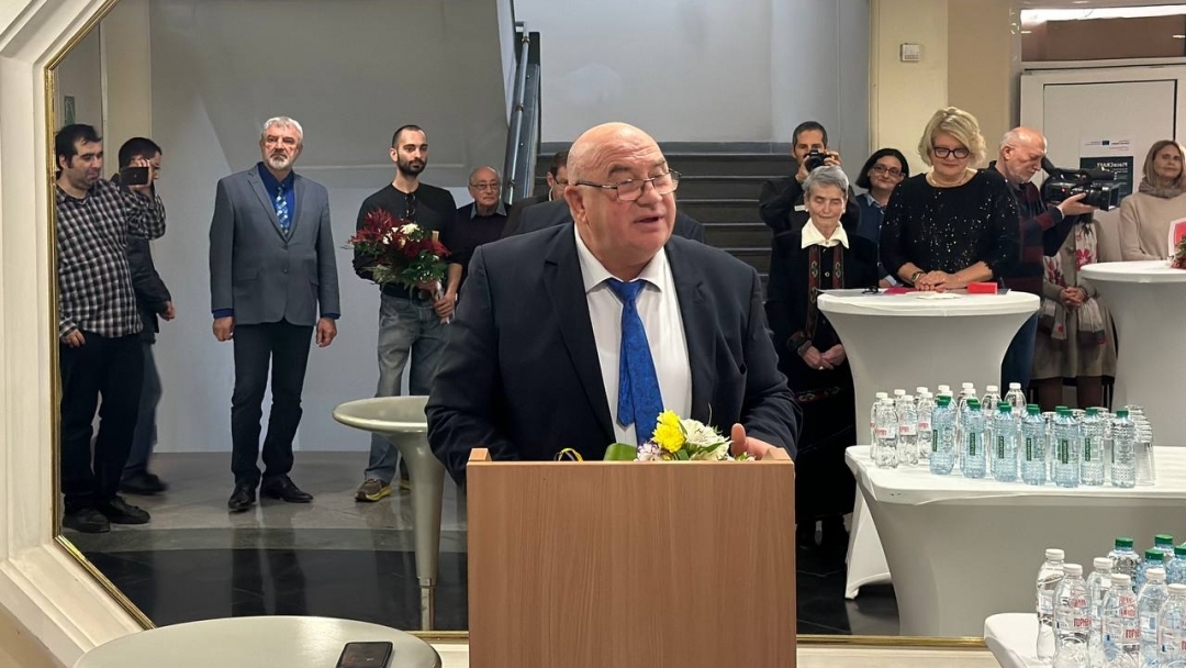 Кметът на Русе отличи проф. Пенка Ангелова за 20-годишнината на Австрийската библиотека „Елиас Канети“