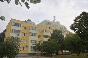 Кметът Пламен Стоилов инспектира първия завършен блок по Програмата за енергийна ефективност