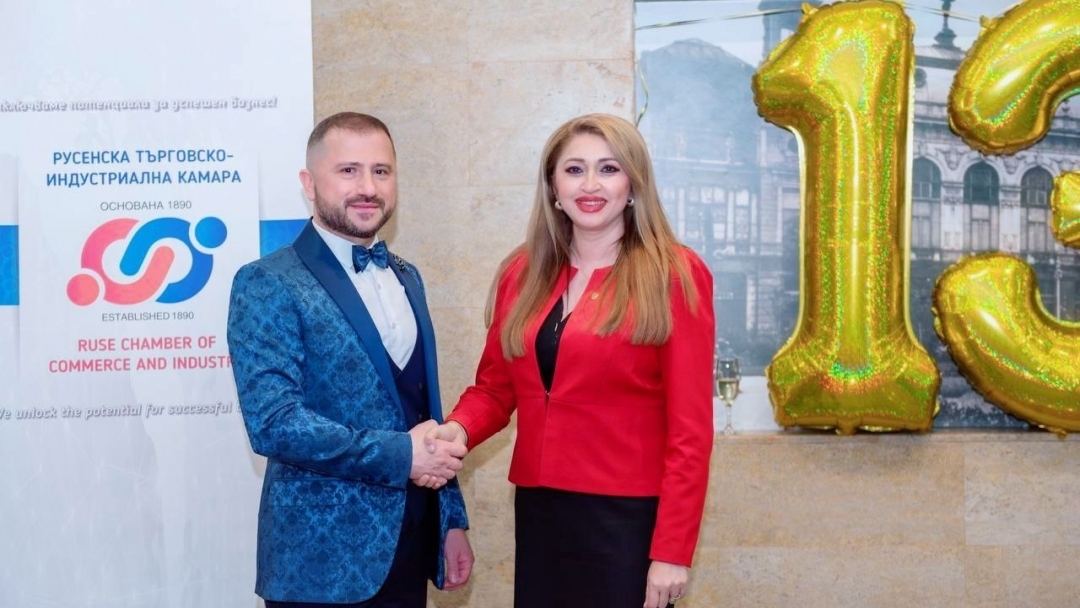 Община Русе отличи Русенската търговско-индустриална камара за 135-годишнината ѝ 
