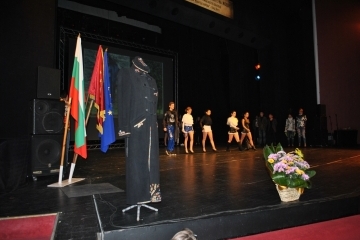 Плакет "Русе" за ПГО "Недка Иван Лазарова" по повод 120 години от създаването на училището