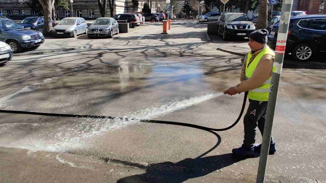 Механизирано миене на улици и булеварди в Русе за периода 16-20 март