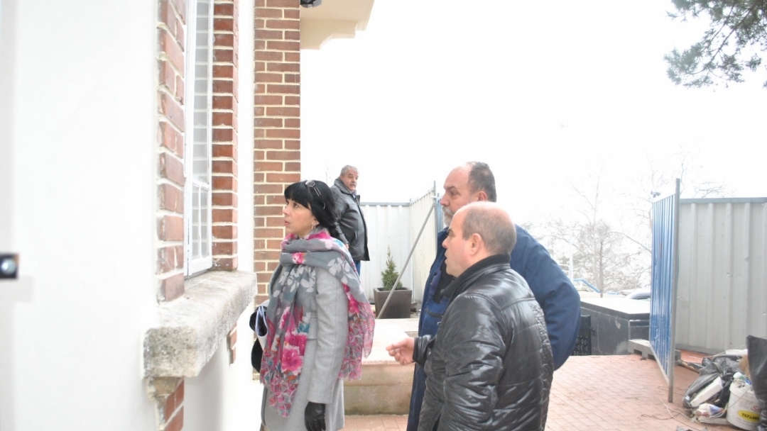 Кметът Пламен Стоилов инспектира музея „Баба Тонка“