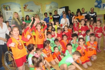 Малчугани станаха футболни звезди в ЦДГ „Зора“