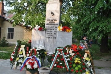 Зам.-кметът Иван Григоров присъства на църковната служба в памет на жертвите от Геноцида над арменския народ