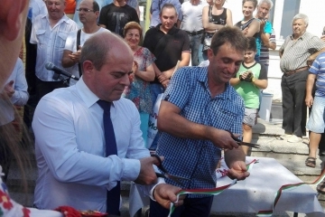 Министър-председателят Бойко Борисов посети обновената църква в Басарбовския скален манастир